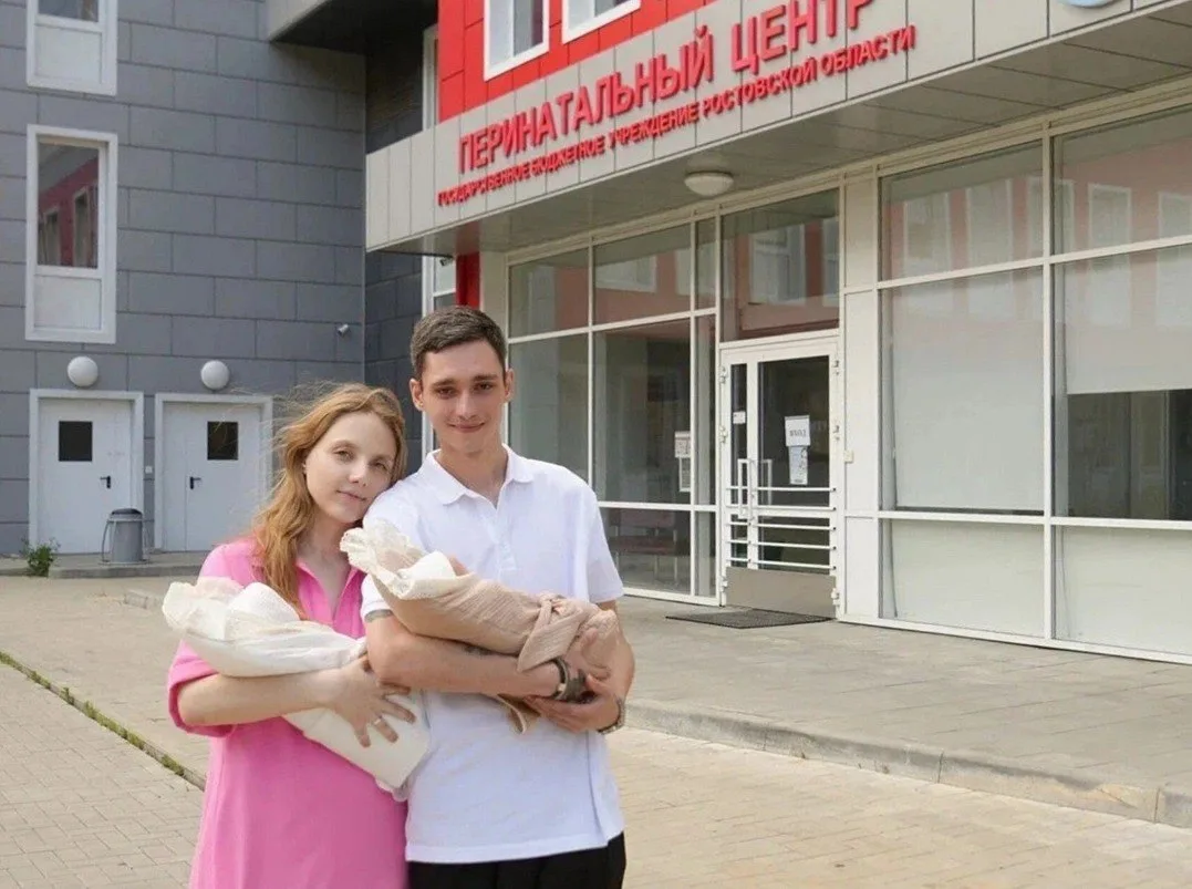 В Ростовской области родились девочки с редкими именами — Настасьей, Иоанной, Софией-Линой и Лукрецией, сообщили в реестре ЗАГС.