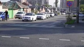 В Ростове завершили ремонт 2,5-километрового участка улицы Сарьяна — улицы Мясникова, на состояние которого неоднократно жаловались жители.